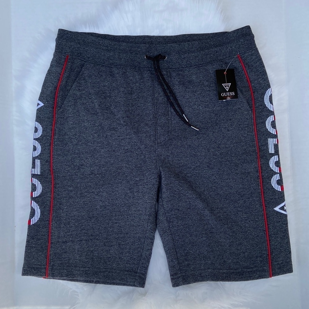 New GUESS Mens Shorts SZ M
